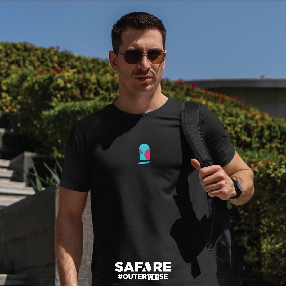 Mockup kaos custom dan perlengkapan sablon